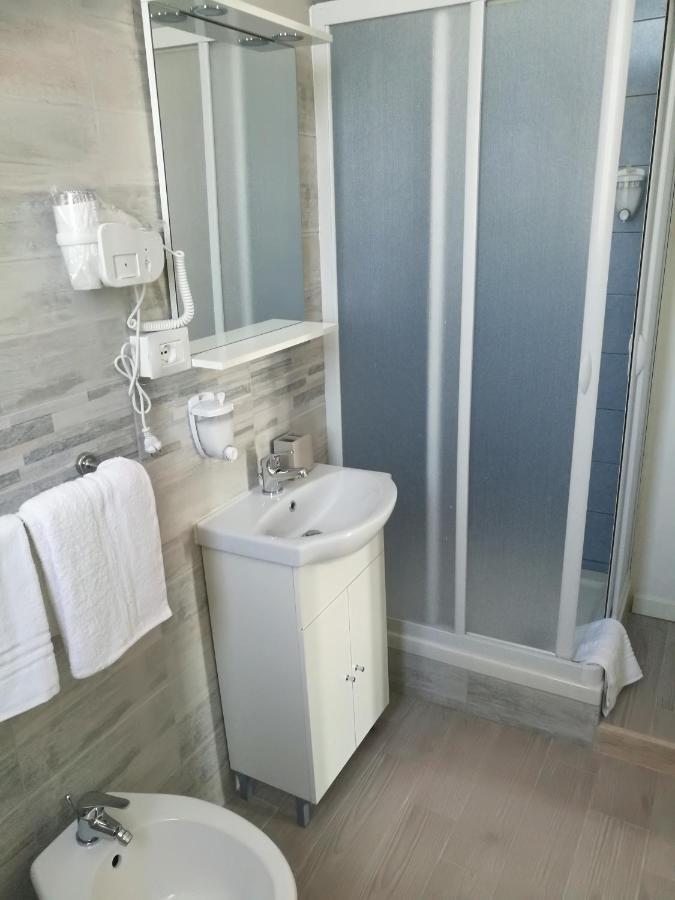 Settimo Sole Affitta Camere Taranto Bagian luar foto