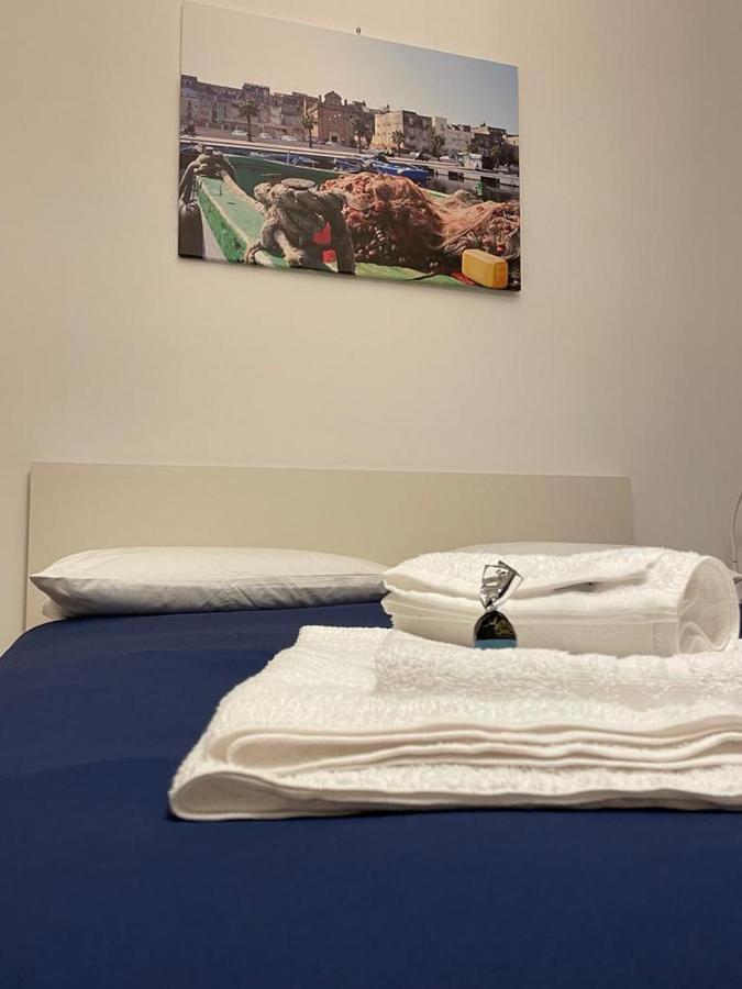 Settimo Sole Affitta Camere Taranto Bagian luar foto